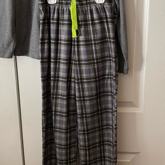 Boys pajama set - Picture 2 of 4